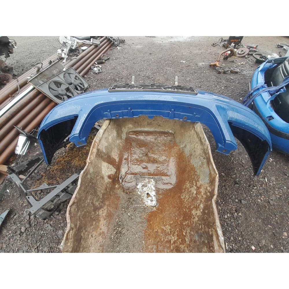 Передний  бампер Vw Touran