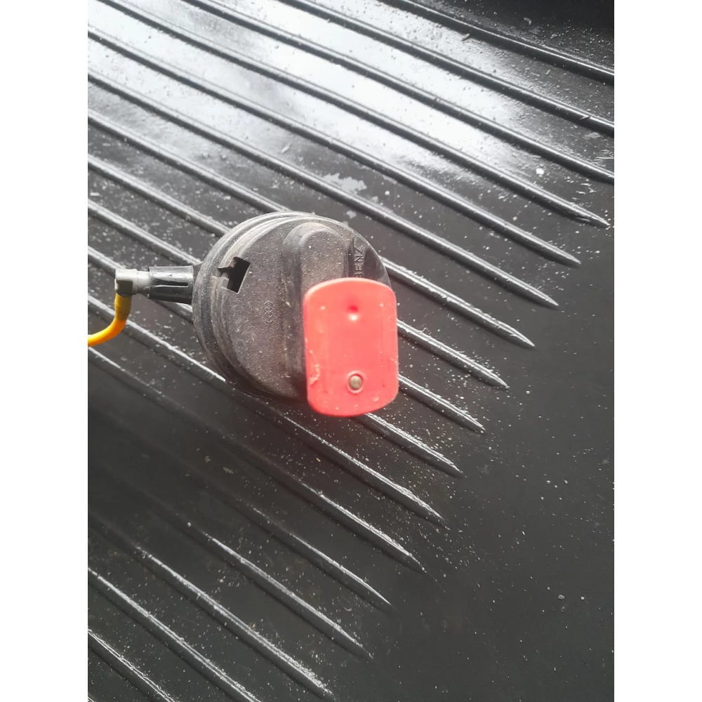 Привод лючка палива Mercedes-Benz w210