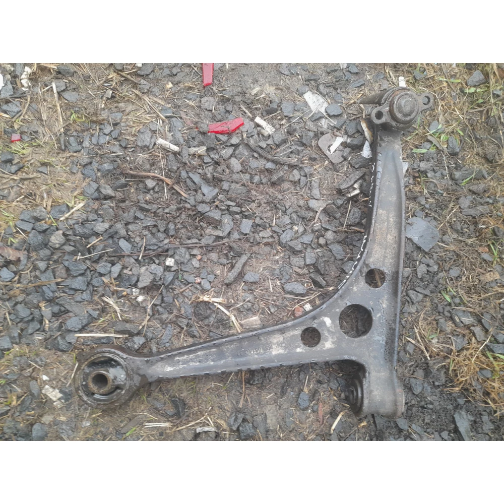 Передний левый  рычаг Vw Sharan