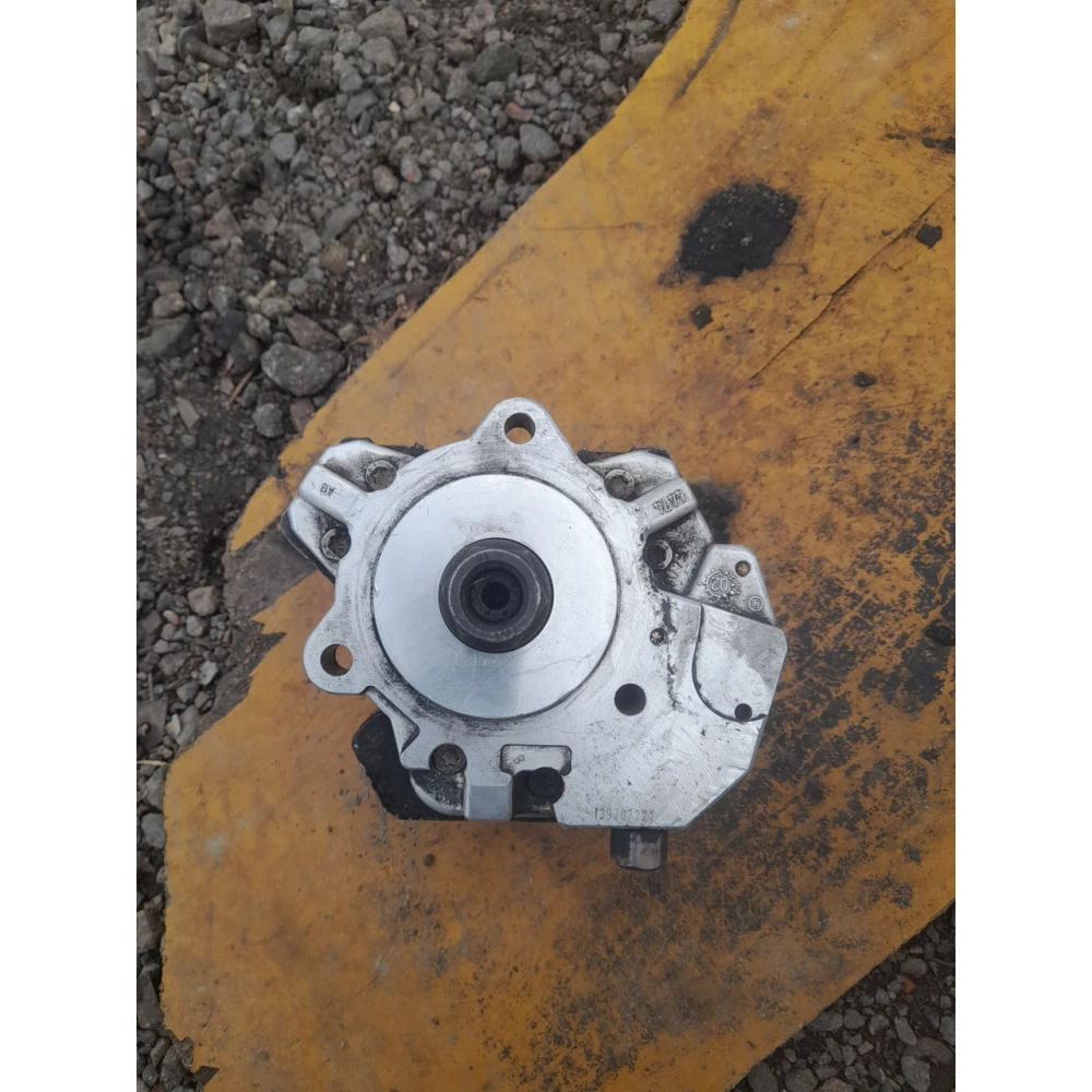 Паливний насос високого тиску, ТНВД BMW 7788670 Bosch 0445010045 E46