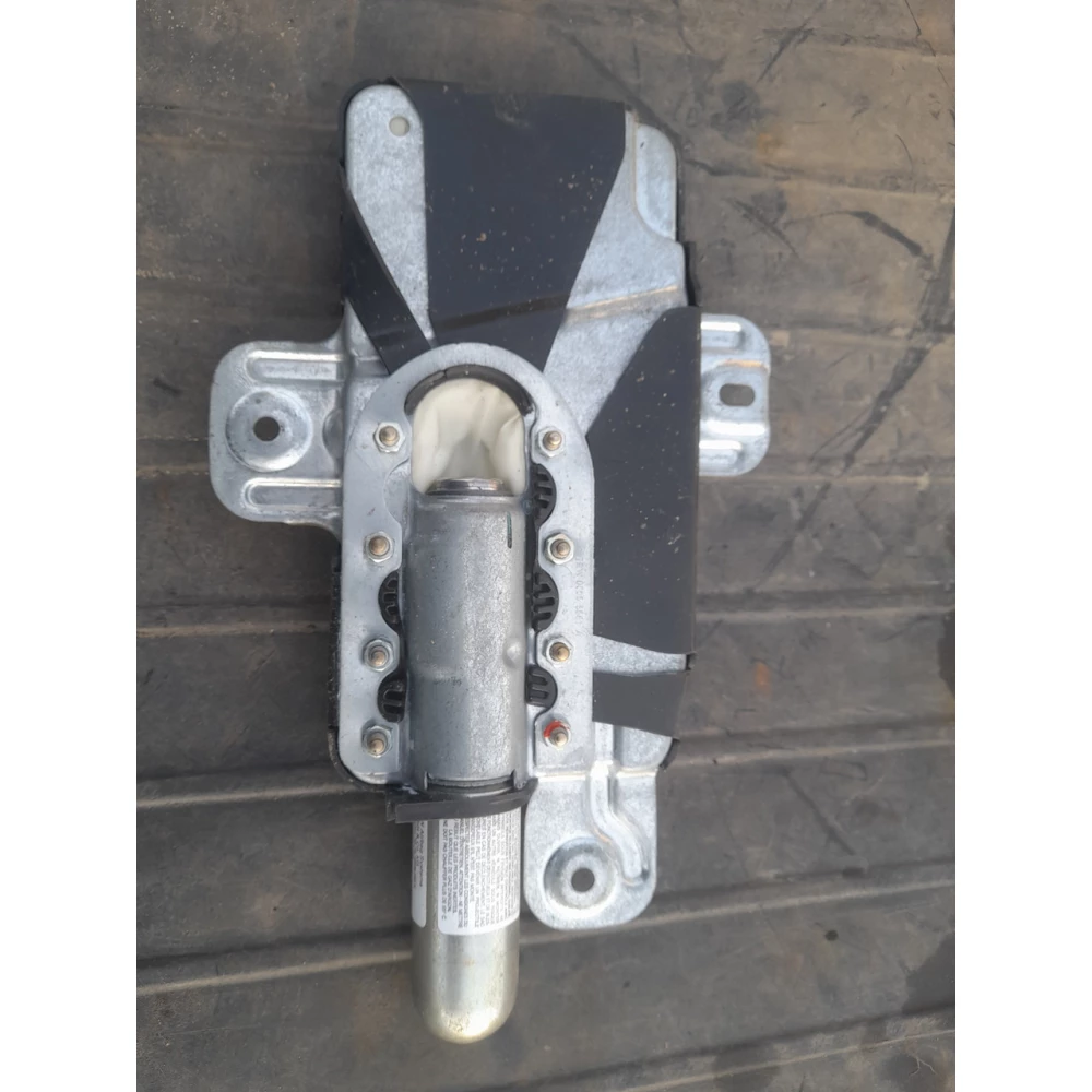 Передняя правая подушка безопасности Bmw E39