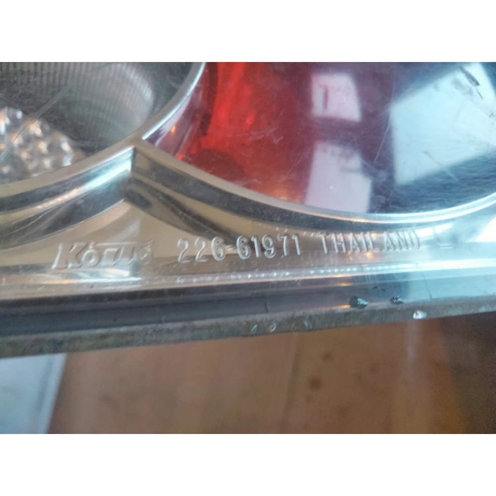 Фонарь задний левый внутренний Mazda 6 GG универсал