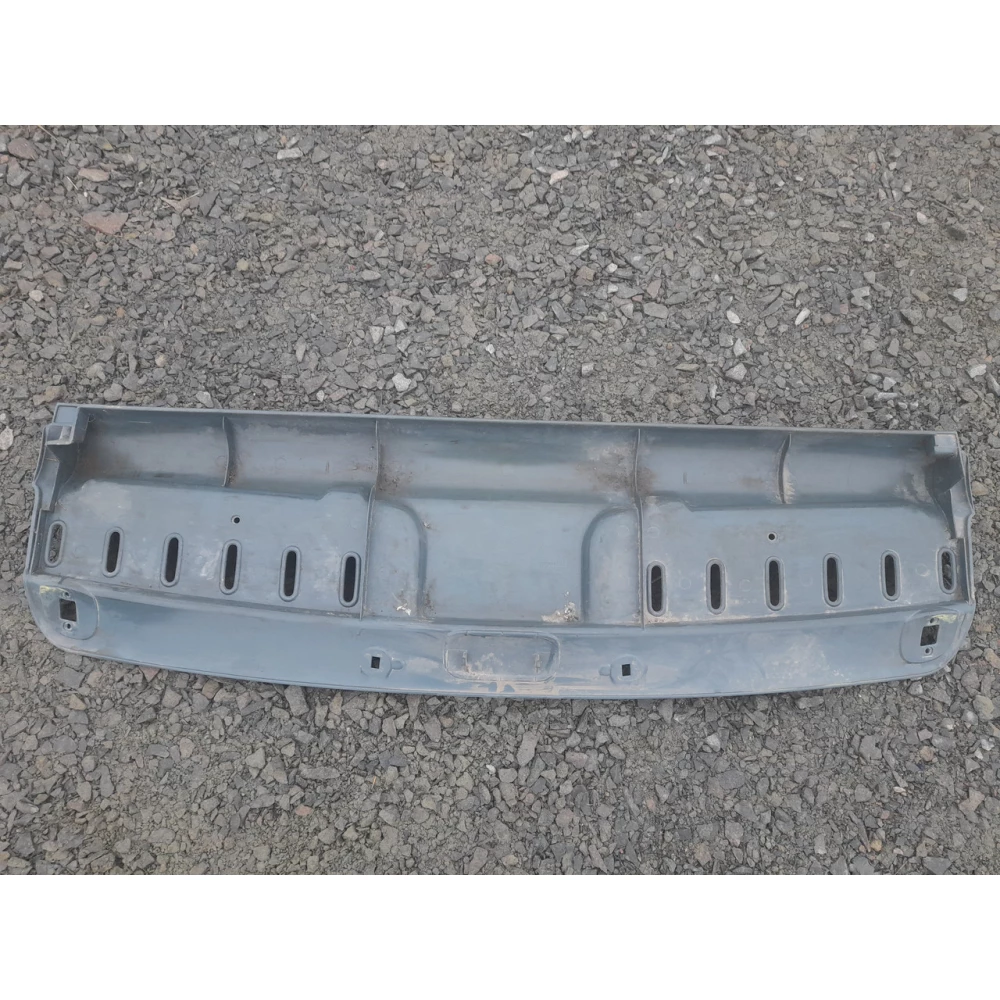 Полиця над лобовим склом для Renault Kangoo 98-03 7701706722, 7700307483