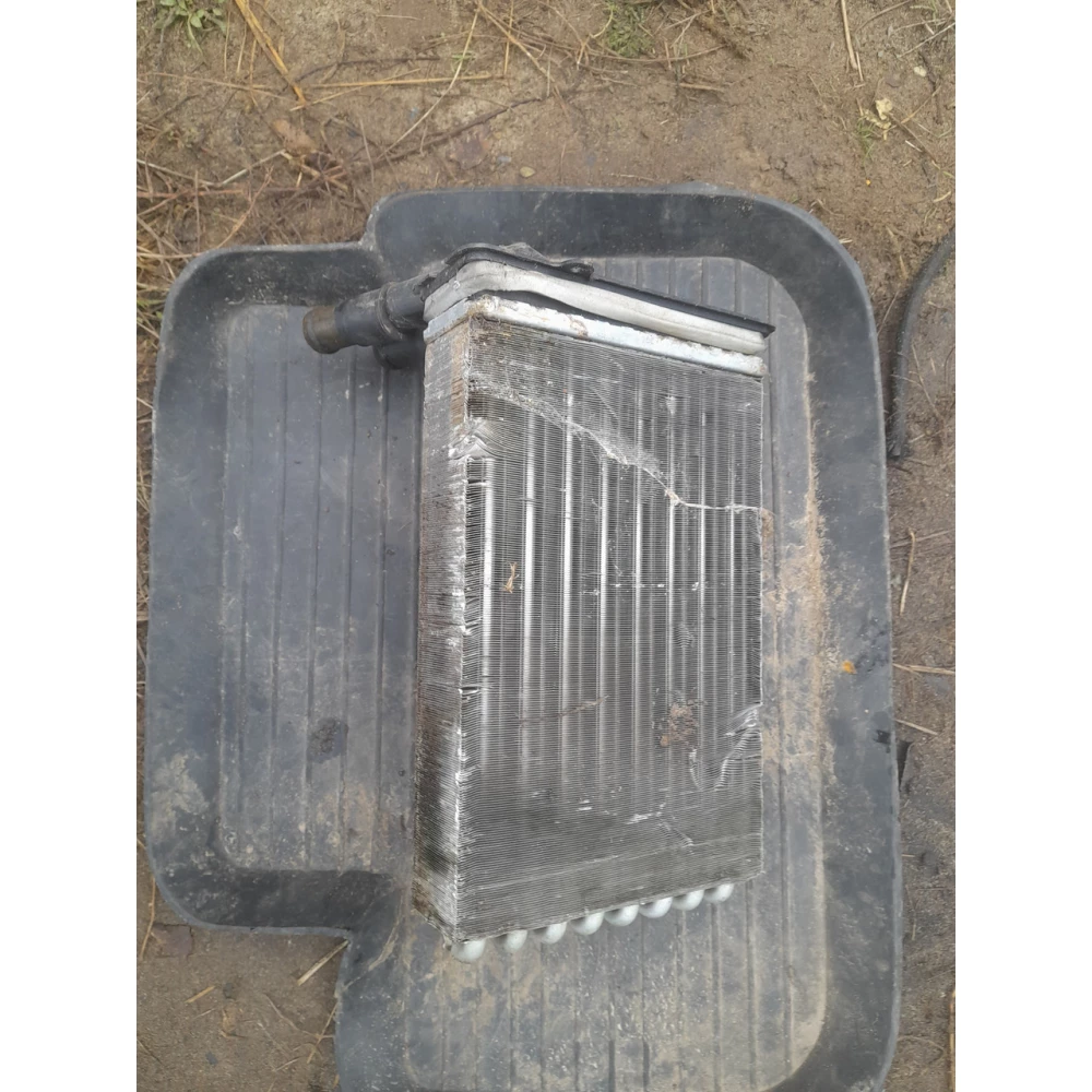 Радиатор печки Vw Passat b3