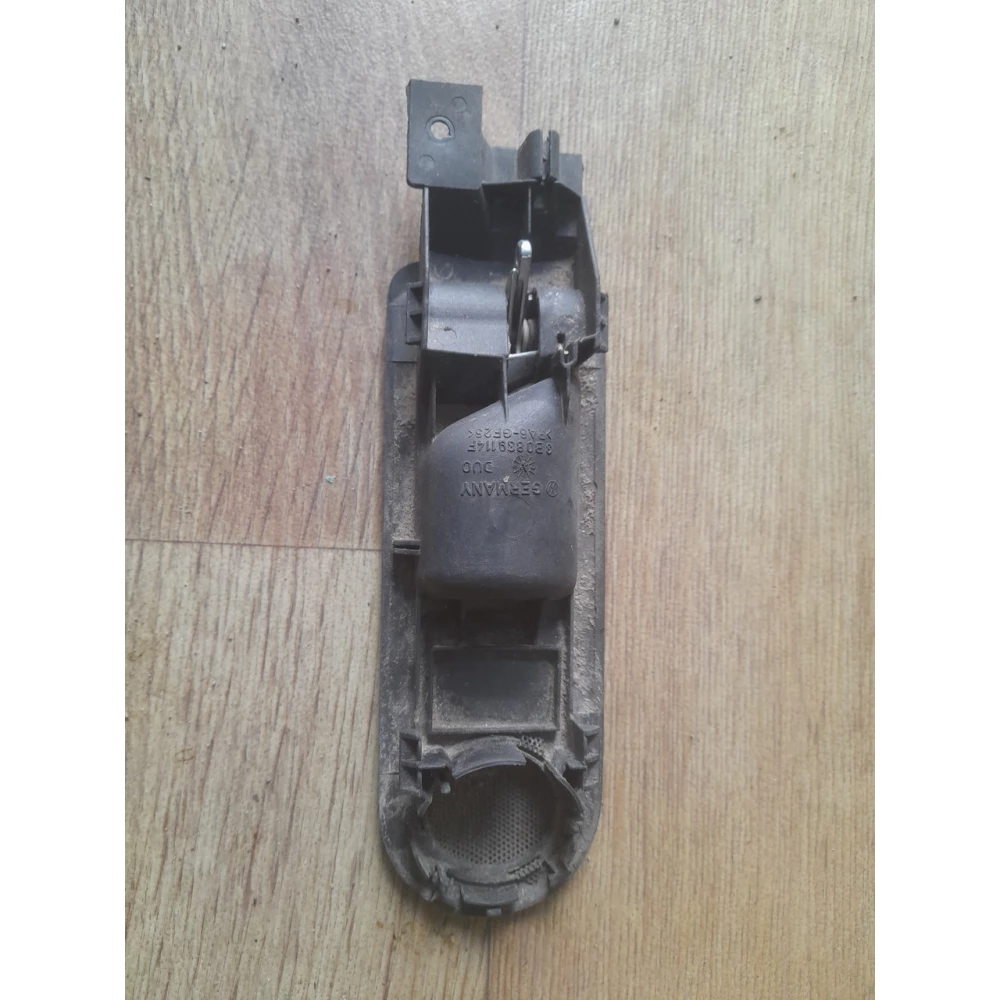 Задняя правая ручка двери Vw Passat B5