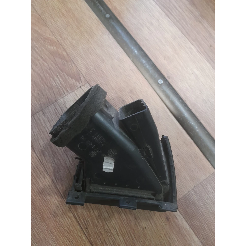 Левый дефлектор Bmw E46