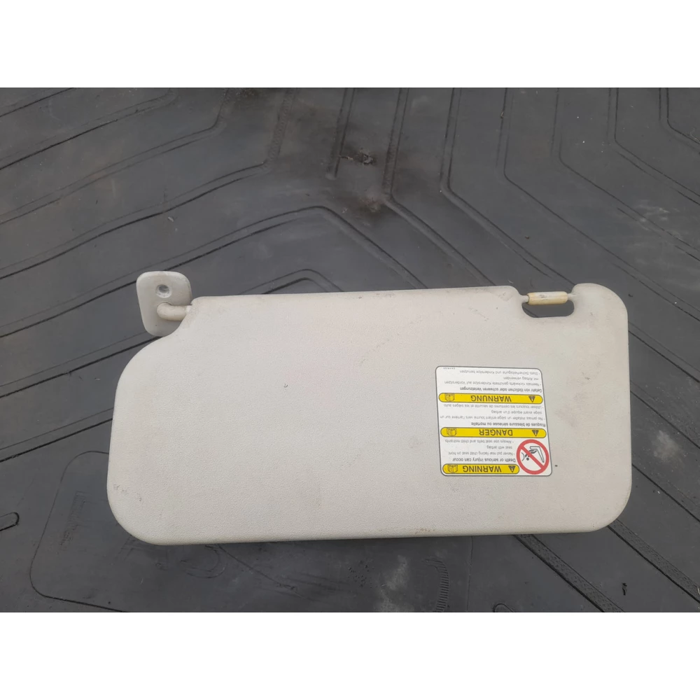 Правый козирок  Мазда 2 j48JR