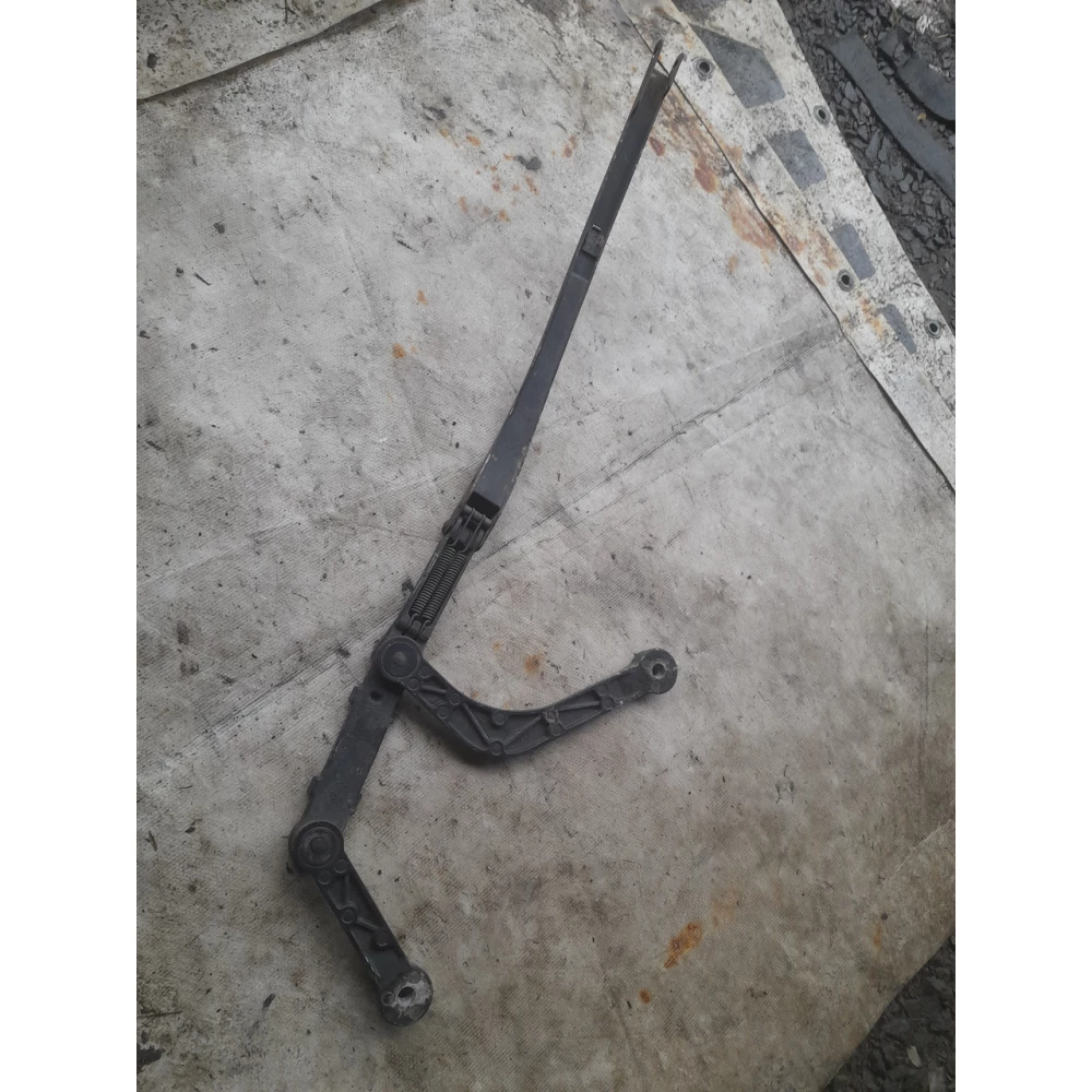 Правый дворник  Bmw E39