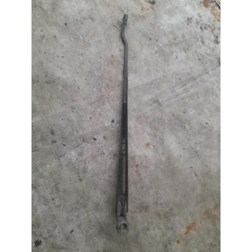 Левый дворник Renault Scenic 1