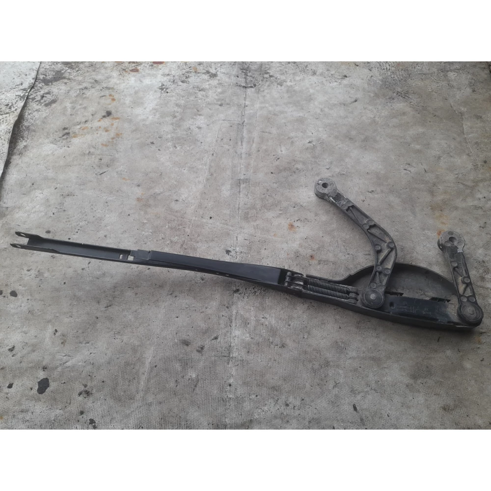 Правый дворник Bmw E39