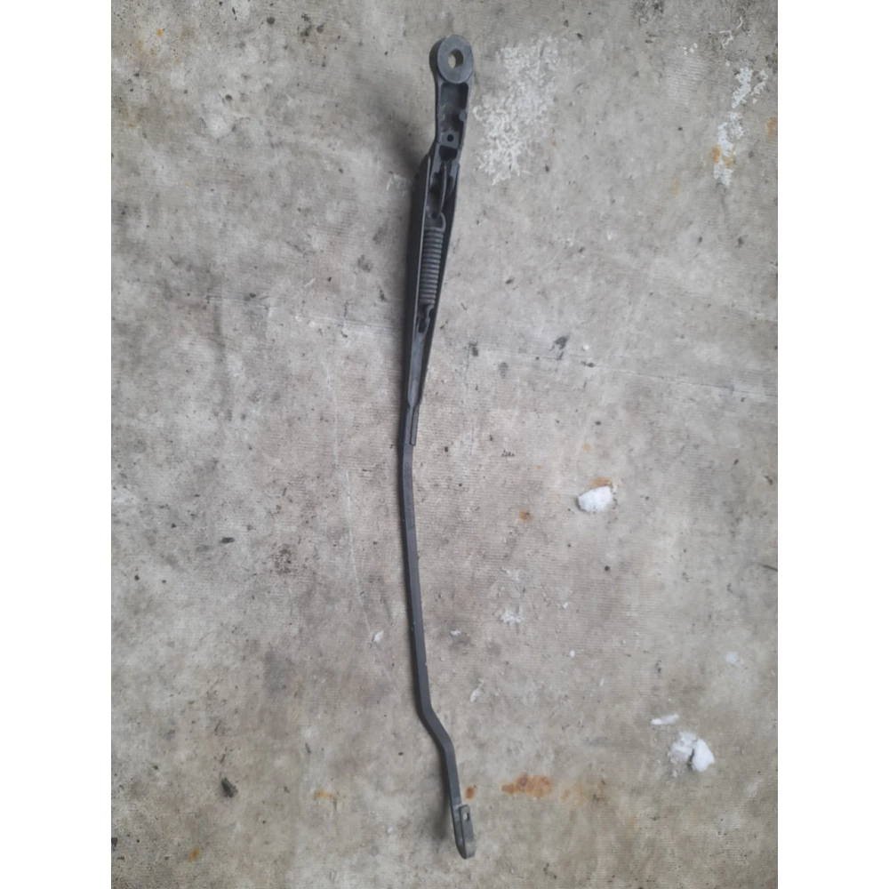 Правый дворник Vw Passat B5