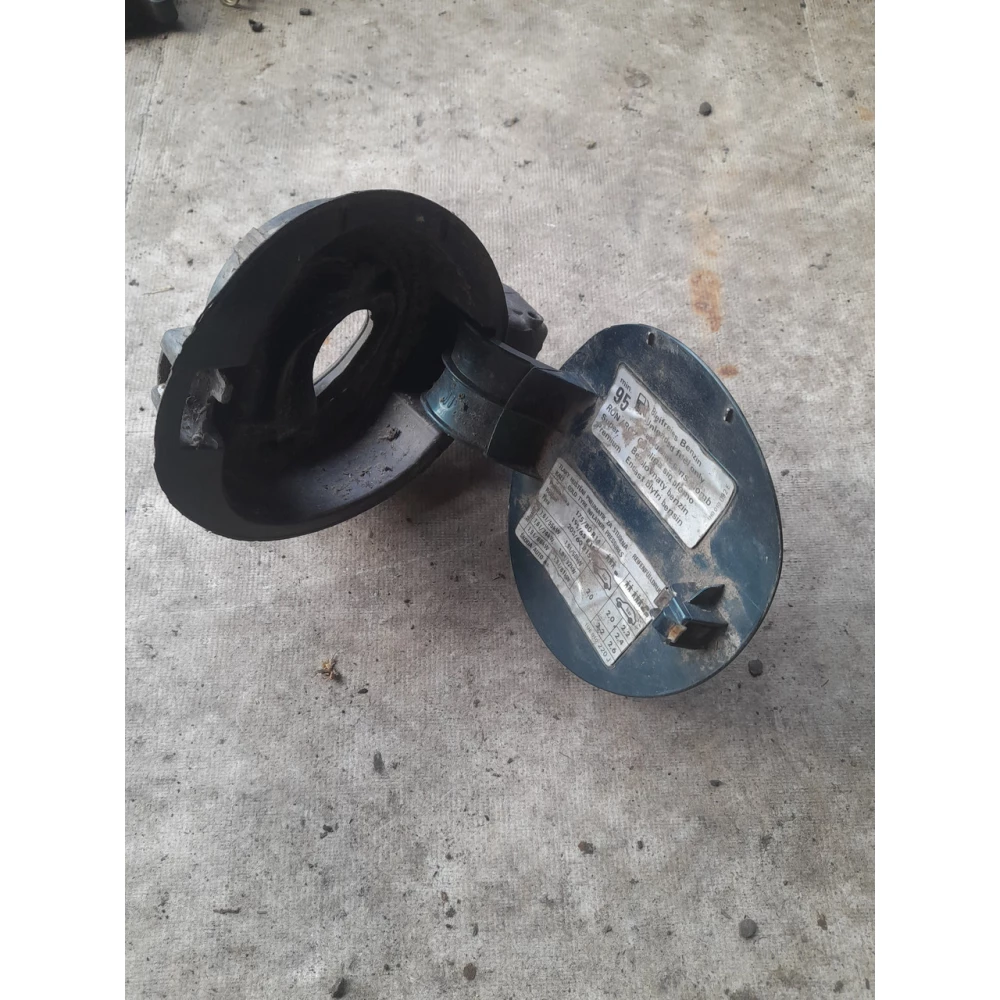 Лючок бензобака Vw Caddy 3