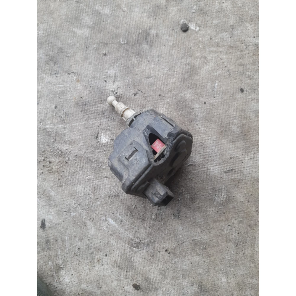 Коректор фари Vw Golf 3