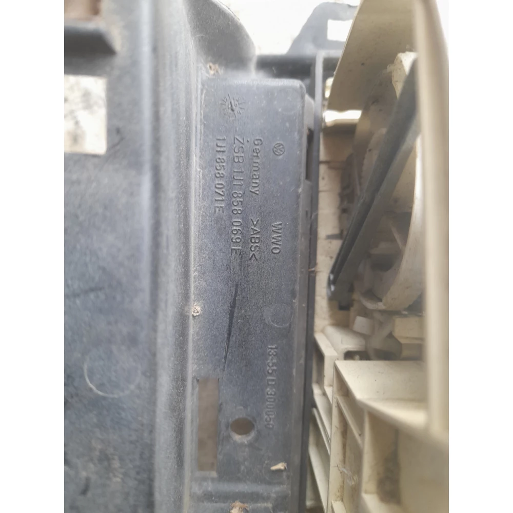 Рамка консоли радио Vw Golf 4