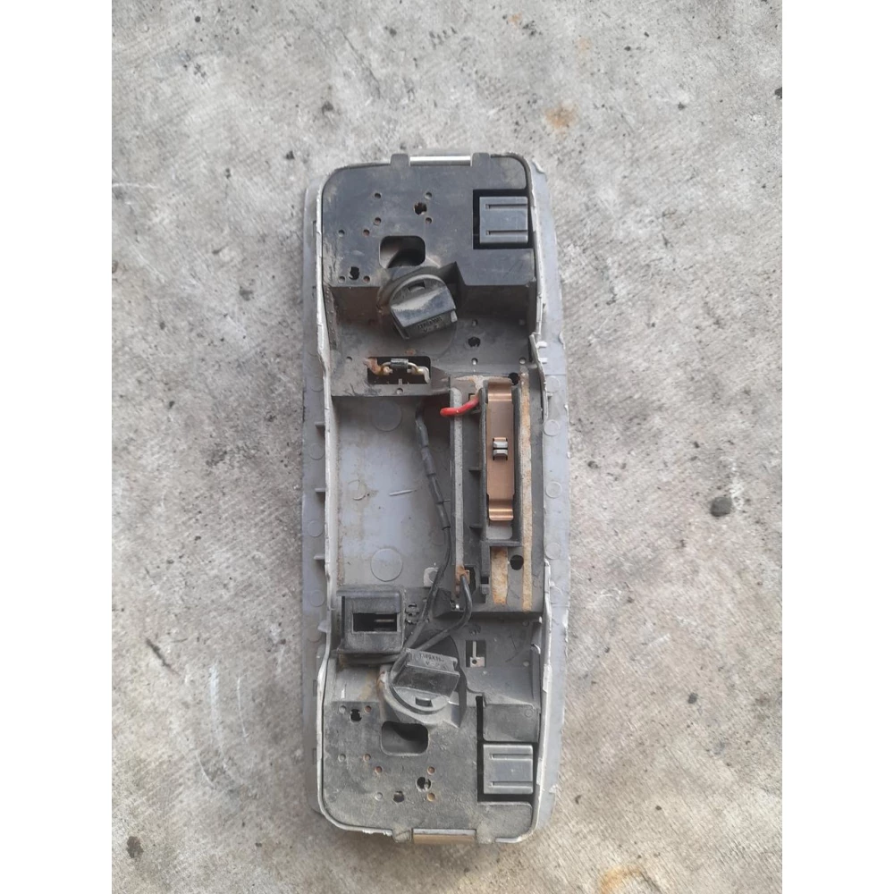 Плафон подсветки салона Mazda 6