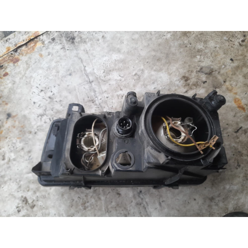 Левая фара BMW e36