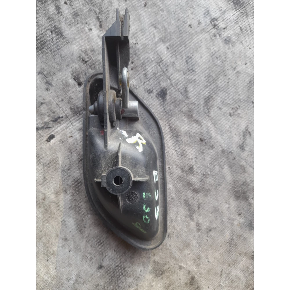 Правая ручка двери Bmw E39