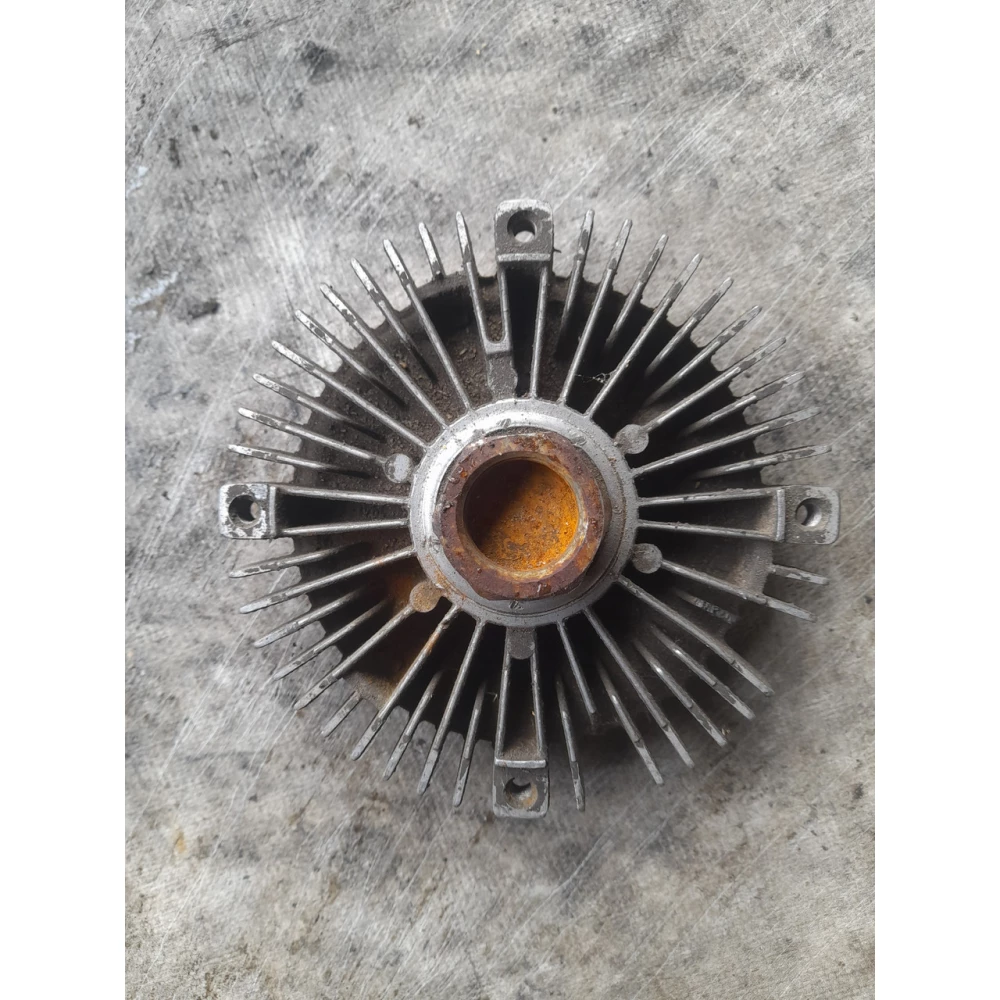 Муфта вентилятора  охлаждения Ауди А8 D2 078121350A