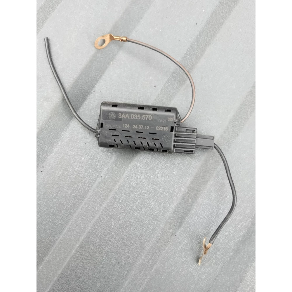 Помехоподавляющий фильтр VW PASSAT B7 USA 3AA.035.570