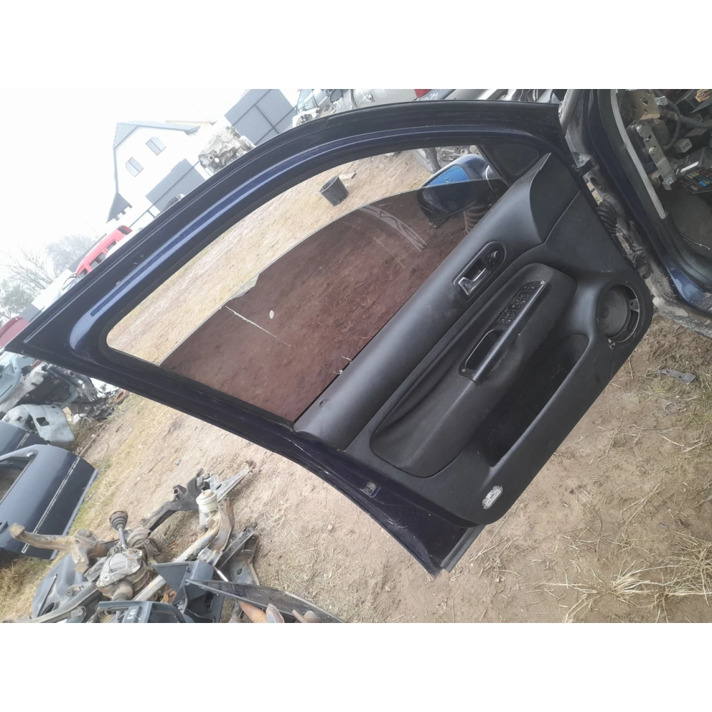 DRZWI передняя левая дверь Vw Golf 4