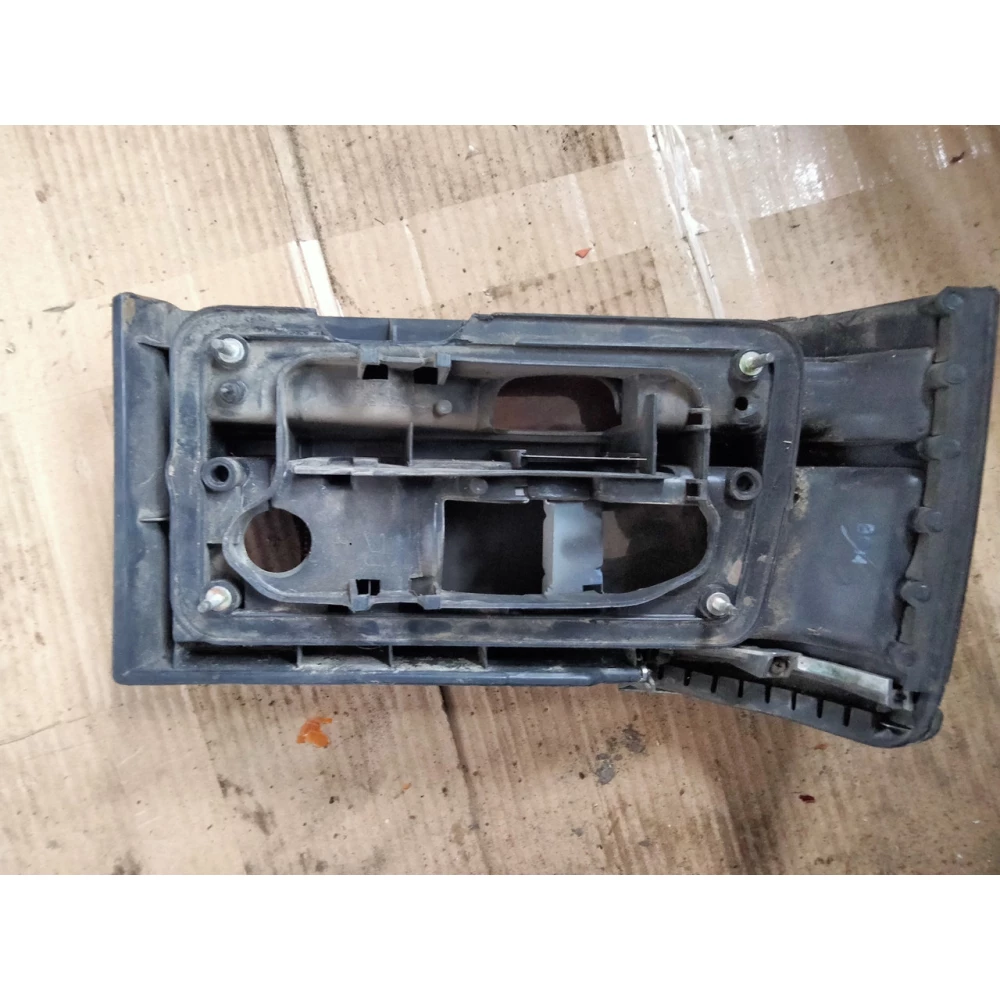 0287024 фонарь задний правый Mazda 626GD