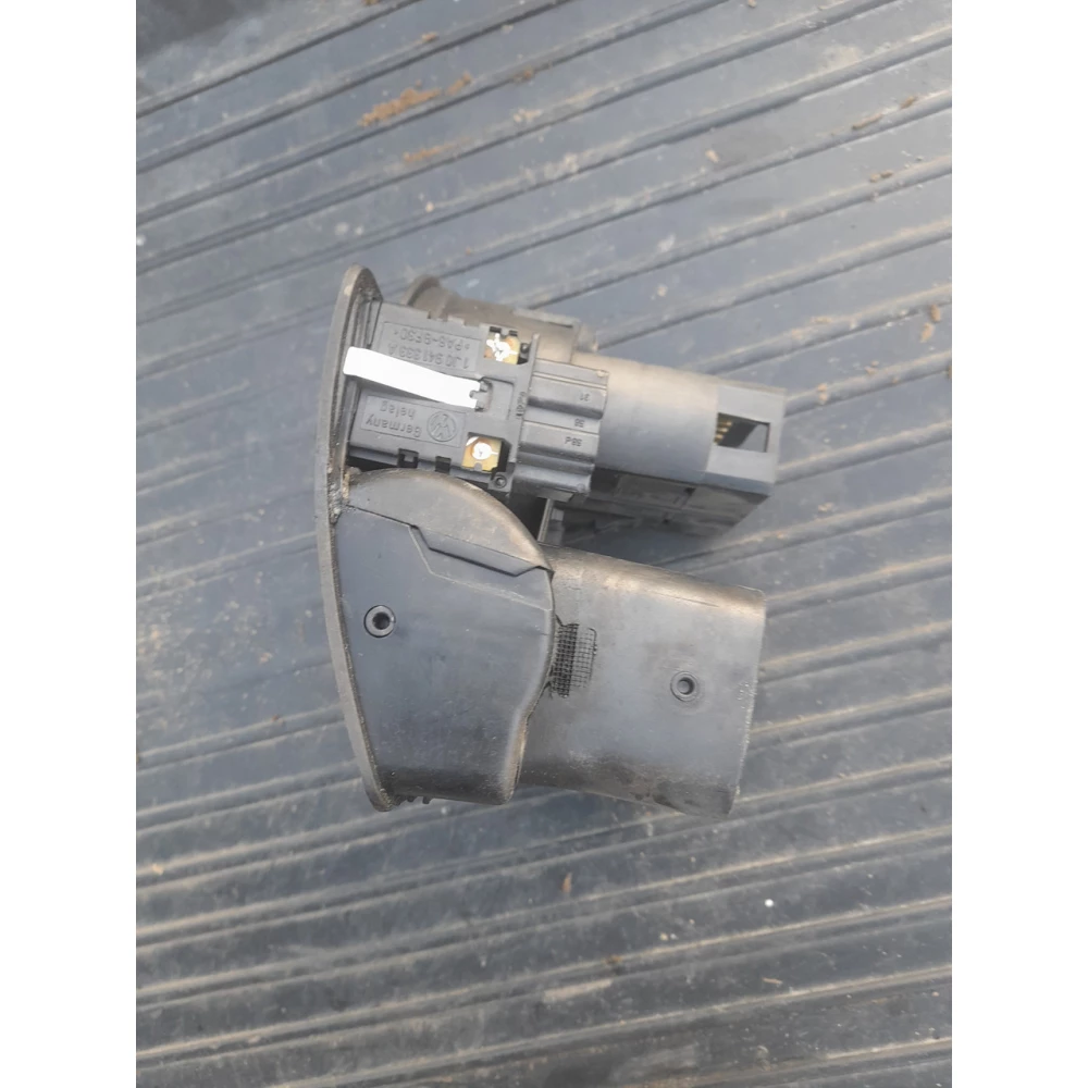 1j1815715a блок управления  светом Vw Golf 4