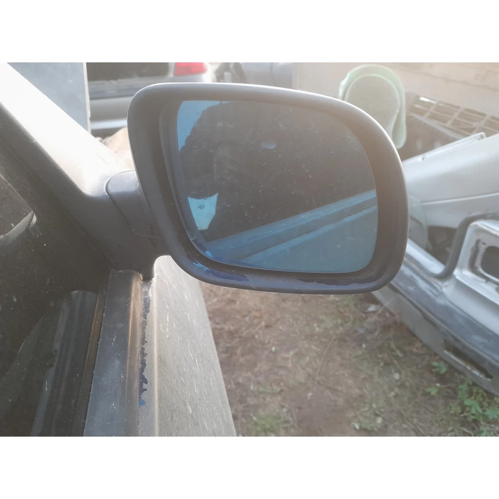 010 515 правое дзеркало заднего вида Vw Golf 4