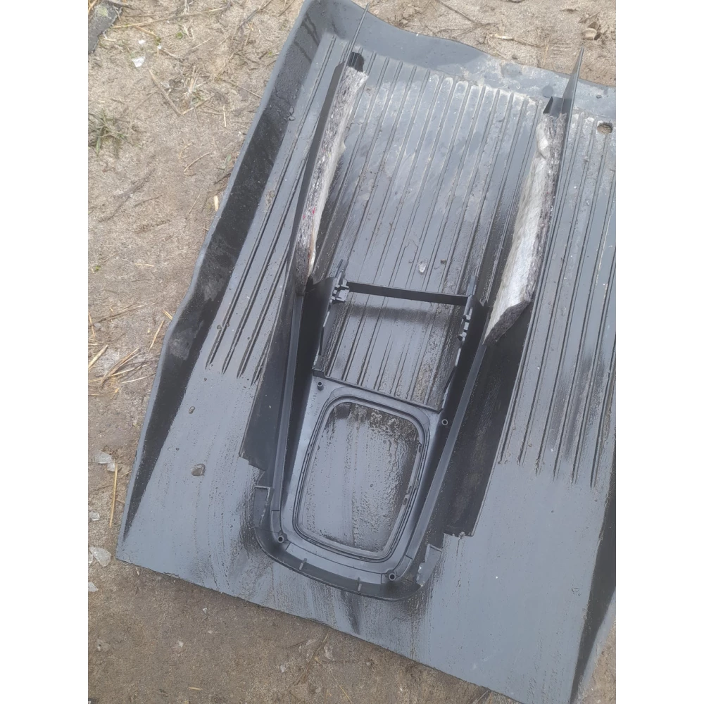 1j1863201d Центральная консоль Vw Golf 4
