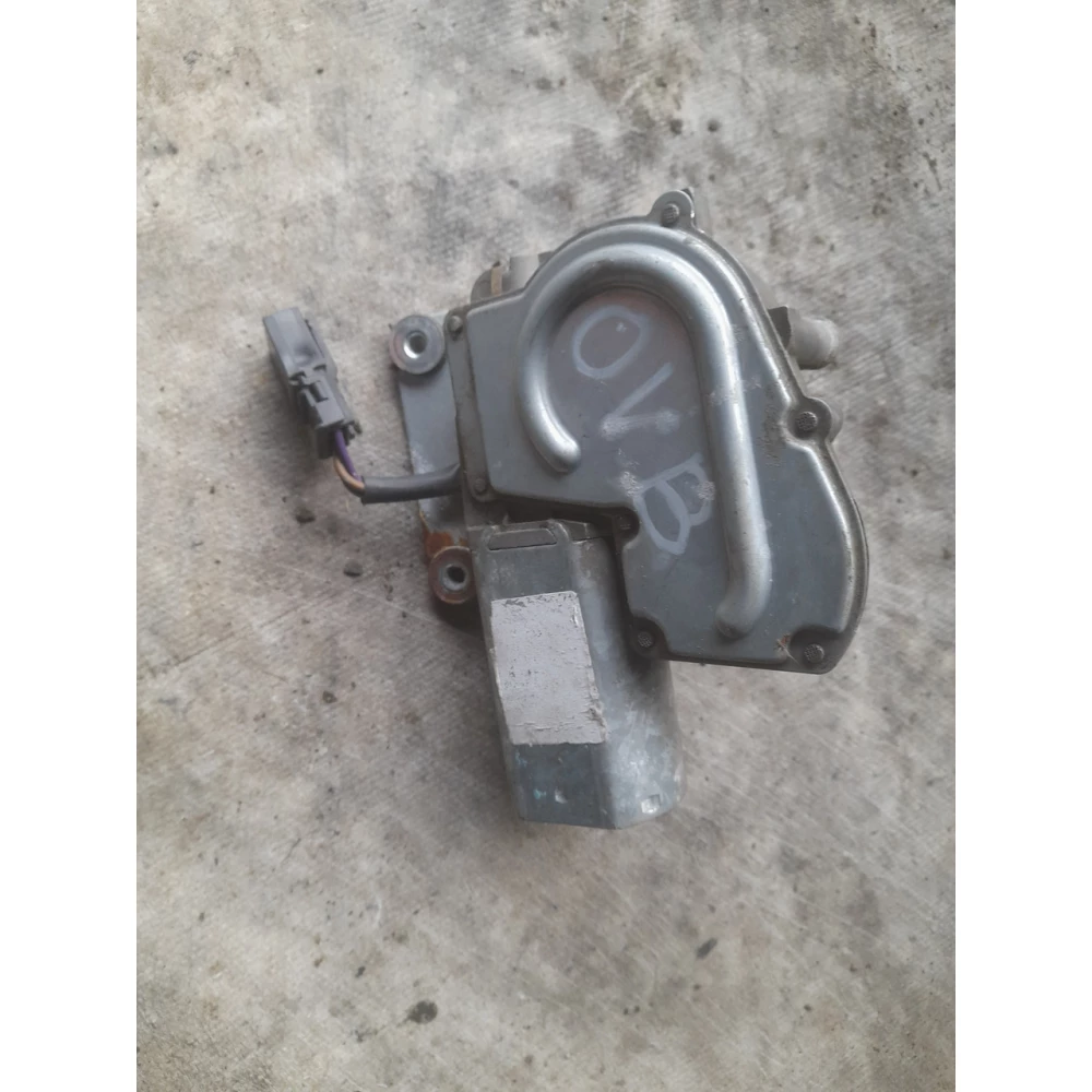 Моторчик  заднего дворника Opel Vectra B