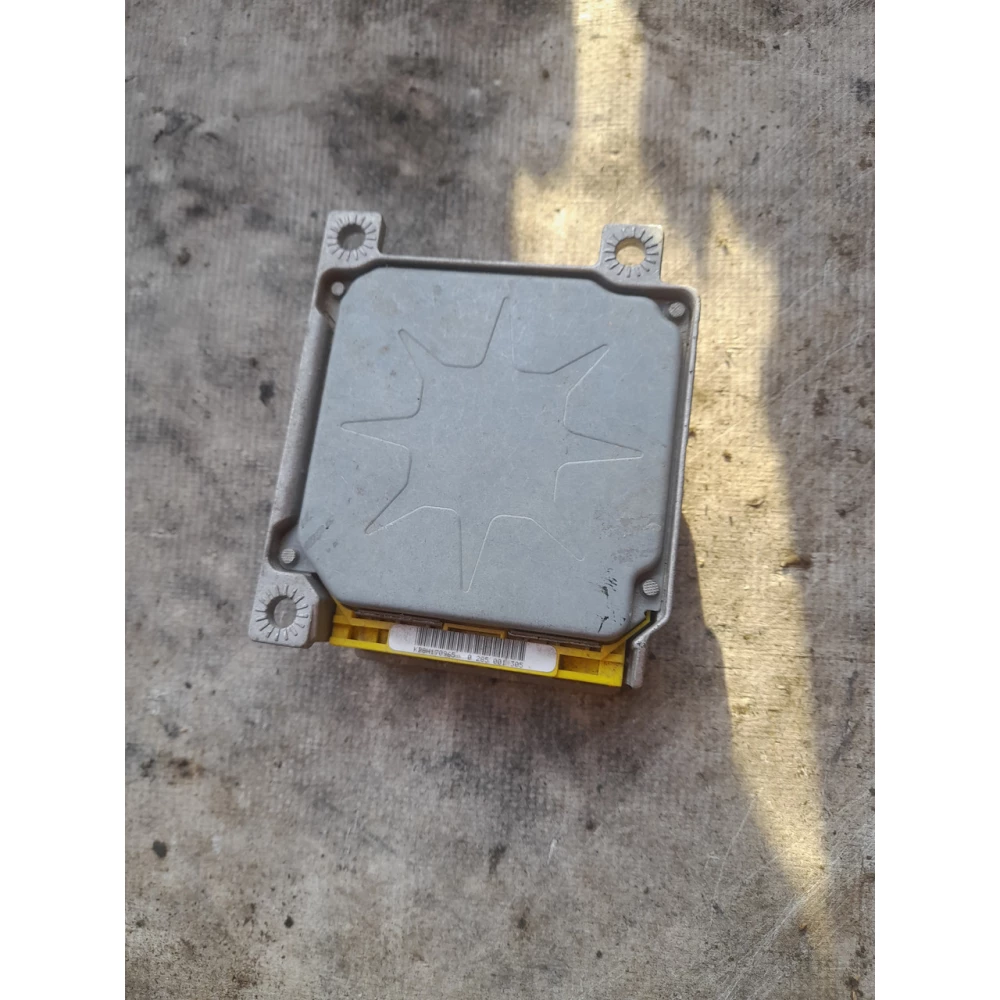 8d0959655L блок управления Airbag  Audi A4B5