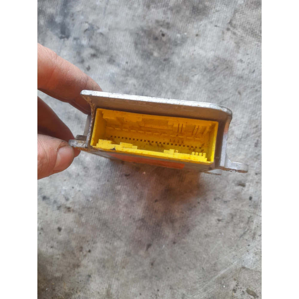 6q0909601C блок управления  Airbag  Skodа Fabia