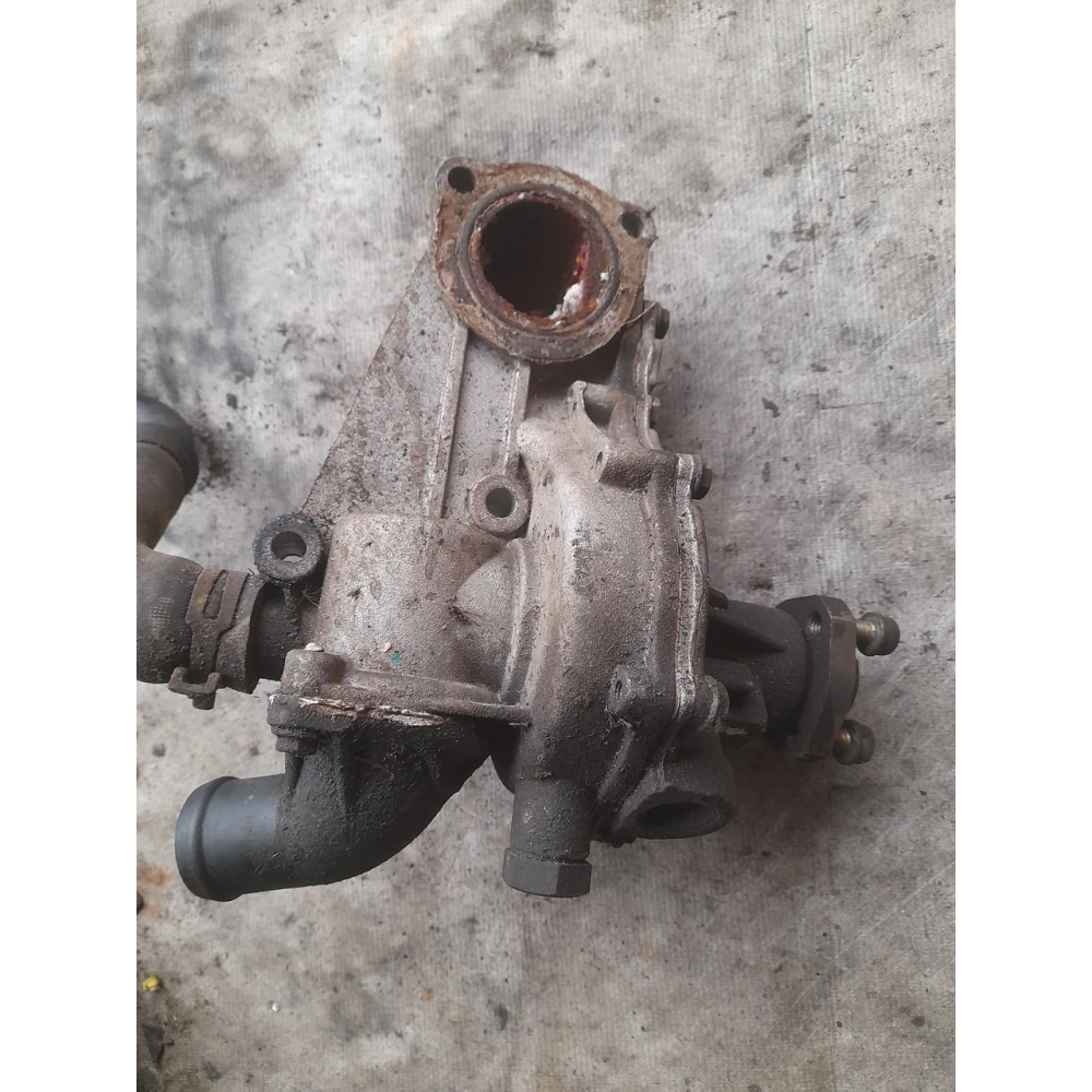 Помпа Audi A4 1.9 TDI  000055888