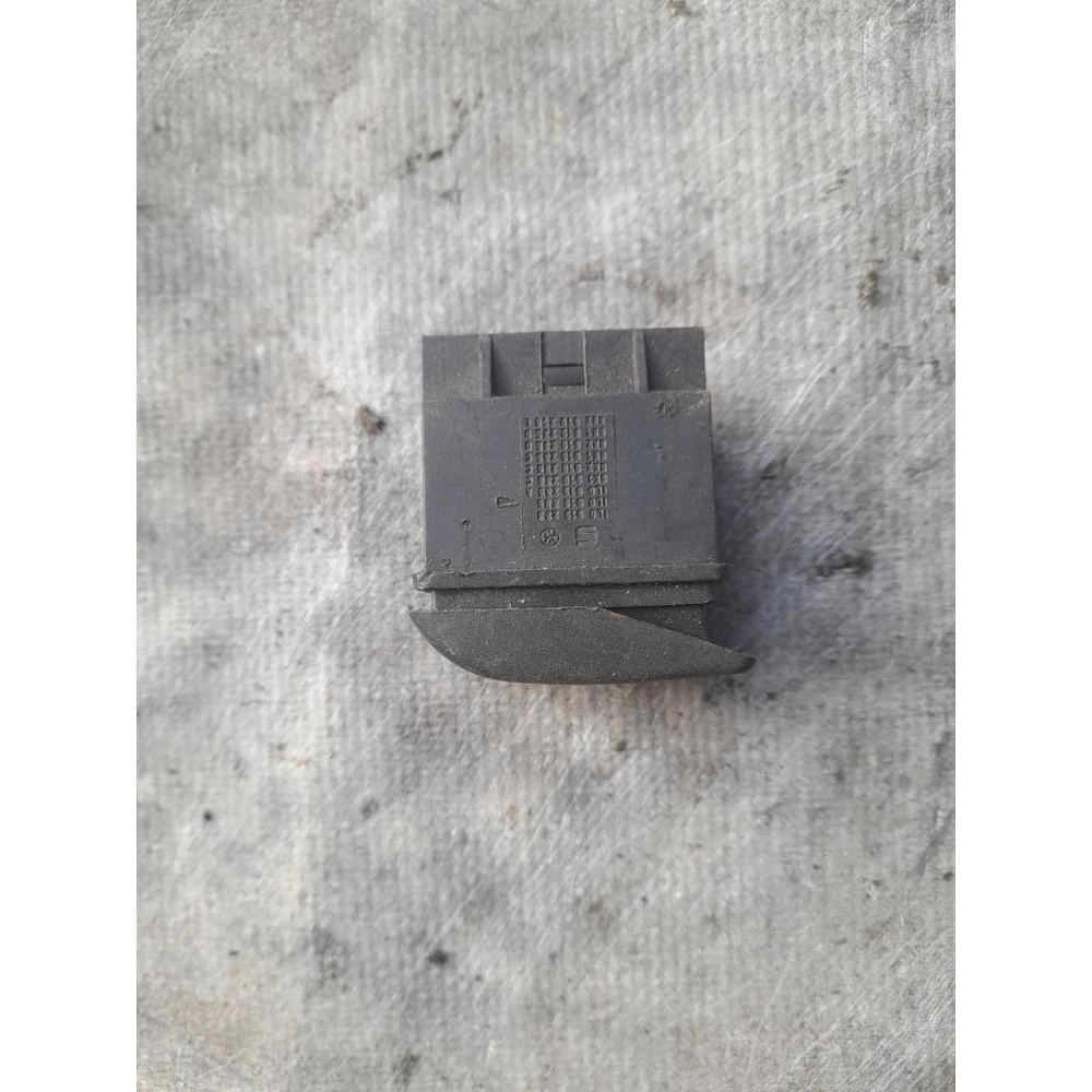 1l0919233 кнопка Airbag Vw Polo