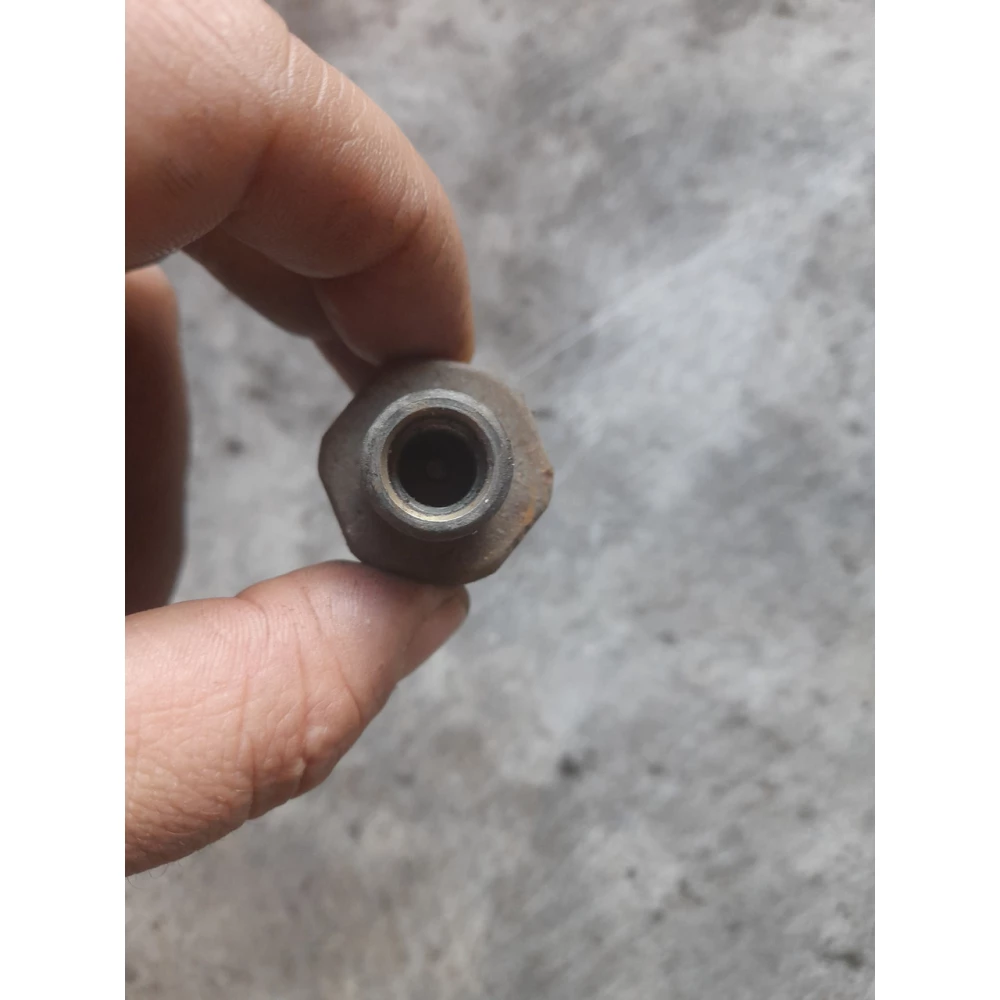 8d0959482a датчик давления  кондиционера Ауди А6с5