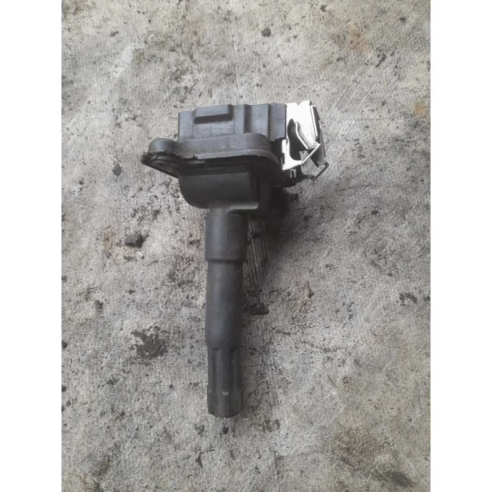 058905105 котушка зажигания Audi A4B5 1.8
