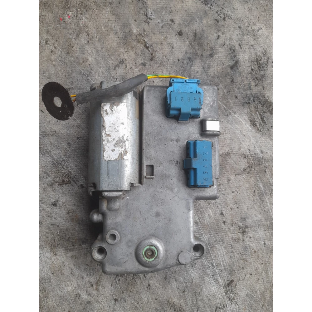 Моторчик привода люка Audi A4 B5 8D0959591
