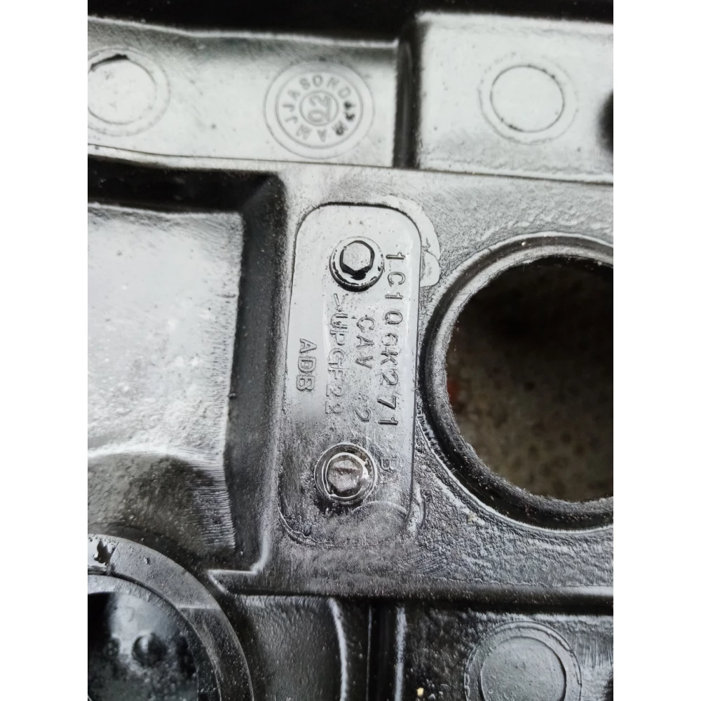 1C1Q6K271BA Клапанная крышка Ford Mondeo Mk3 2.0