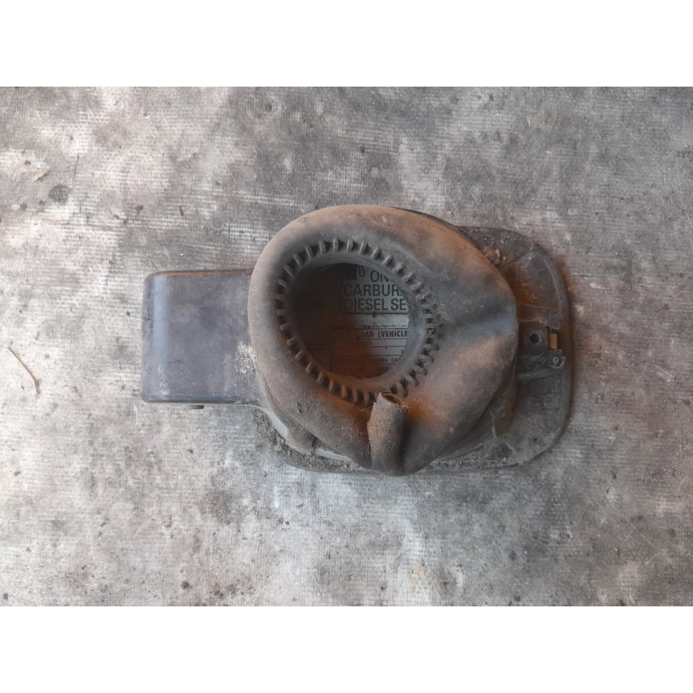 1j0010251R лючок бензобака Vw Jetta usa
