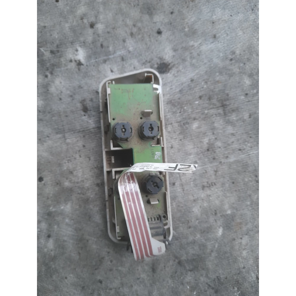 09104492 Плафон салону Opel Vectra B, Omega B, Astra G. Вектра Б, Омега Б, Астра.