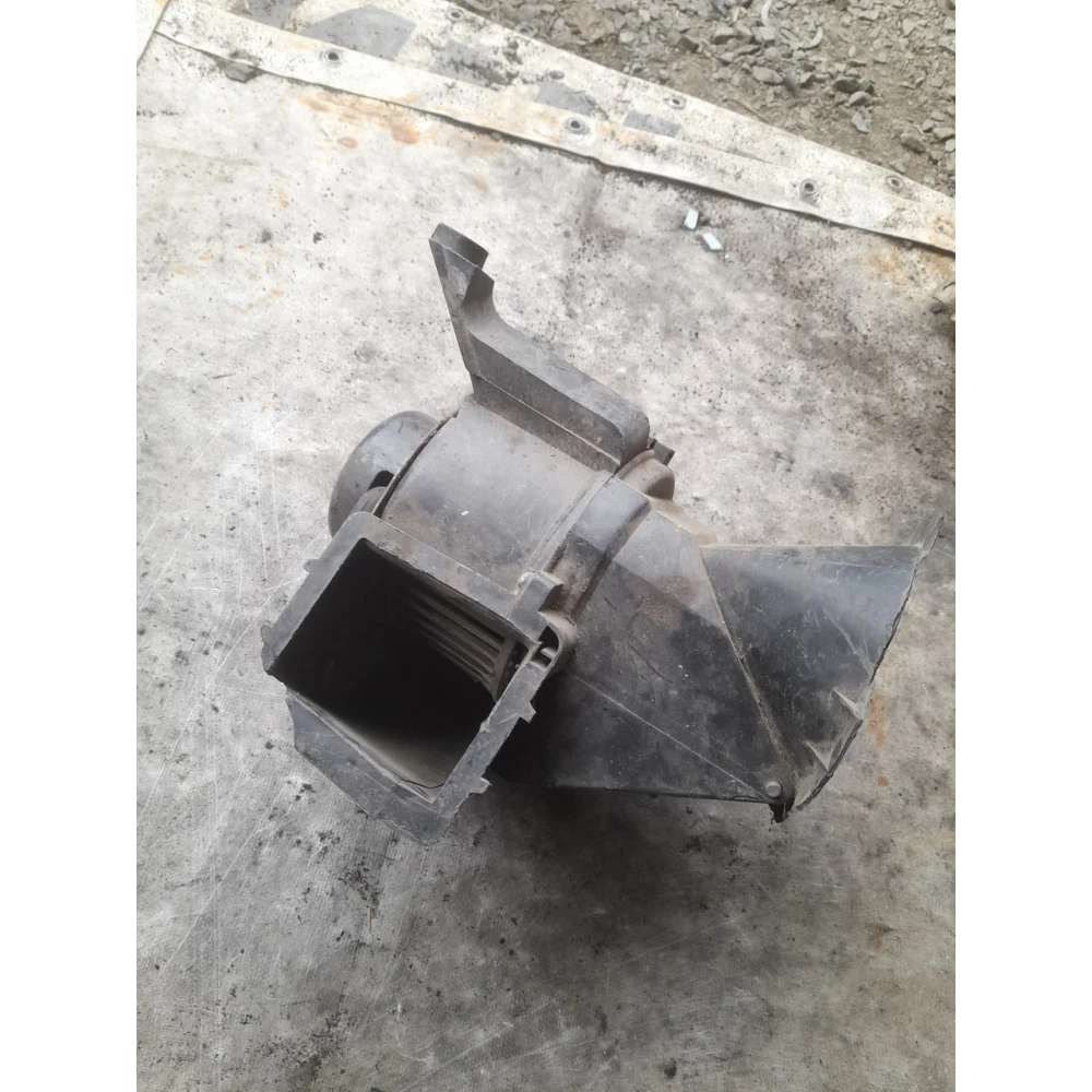 Корпус моторчика печки  Mercedes-Benz w124