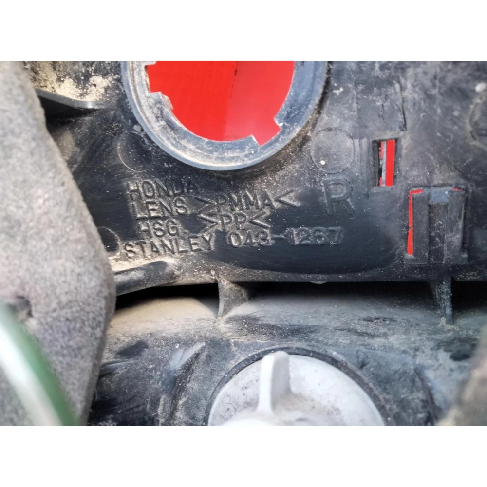 Б/у фонарь задний правый Honda Civic VI EJ/EK сед 1996-1998, STANLEY 043-1267