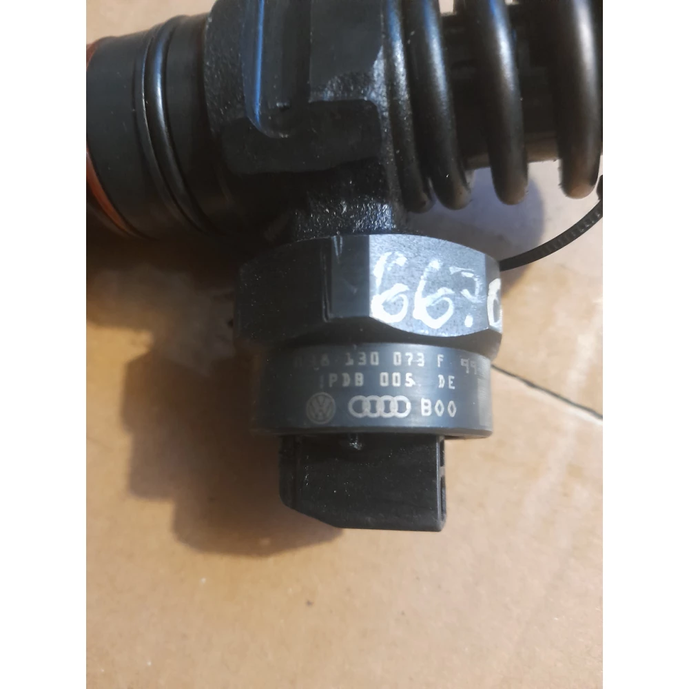 0414720007 99050720810 038130073F насос форсунка Vw Passat B5 1.9