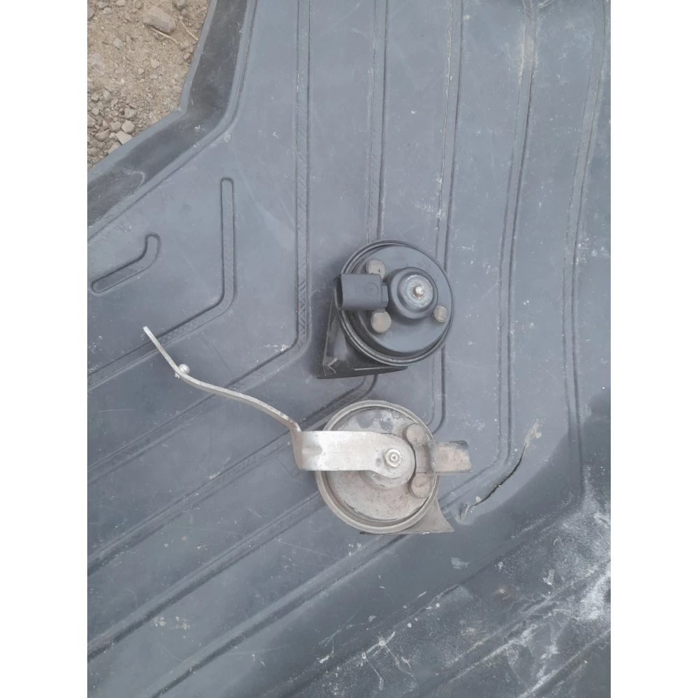 A28657625  звуковой сигнал Ауди А4В6