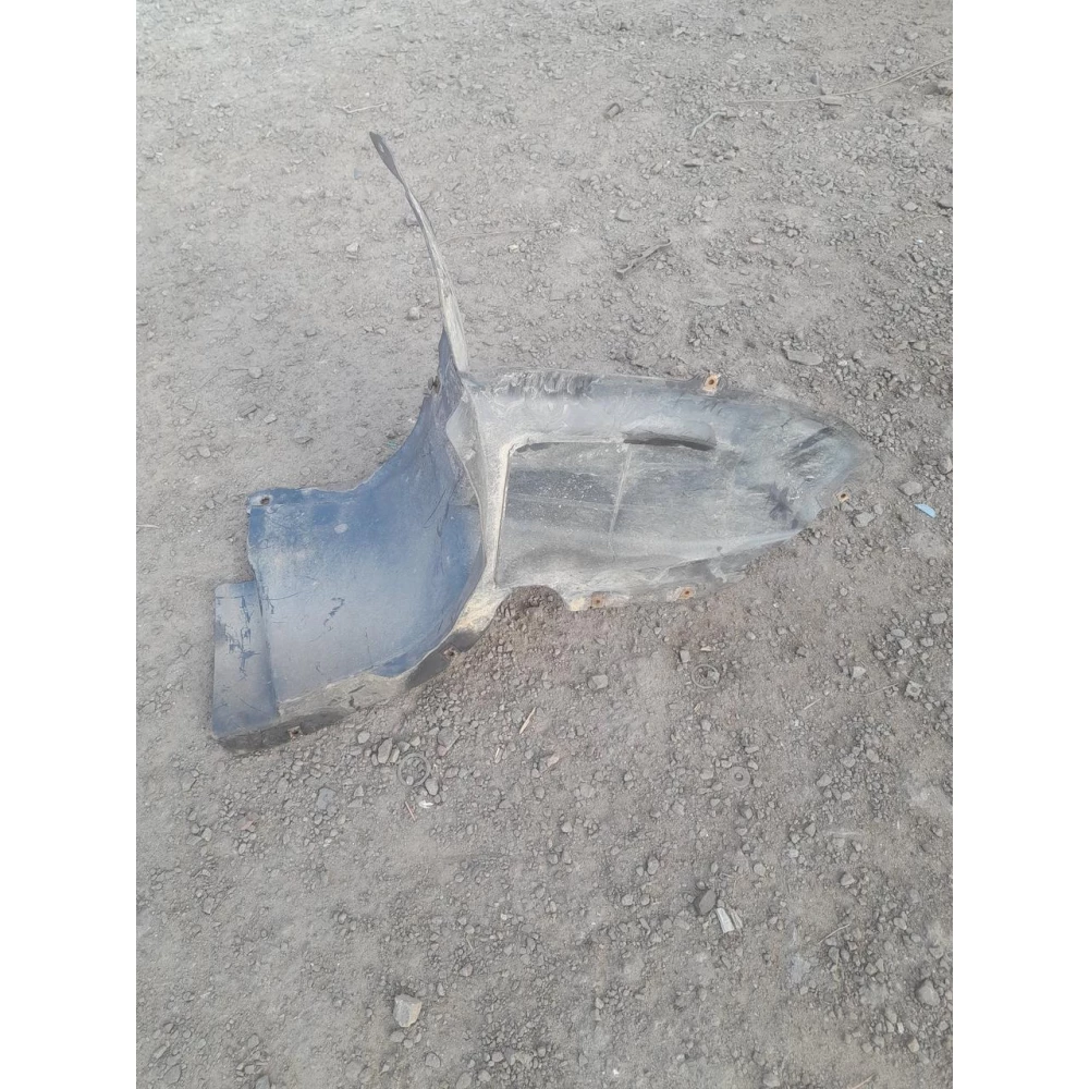 3C0805912 нижняя часть правого подкрилка Vw Passat B6