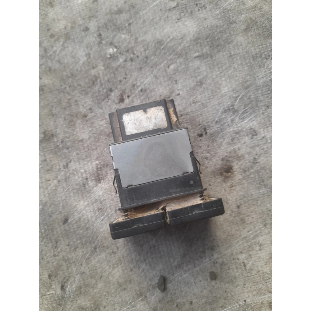 1h0959543  кнопка включения  кондиционера Vw Golf 3