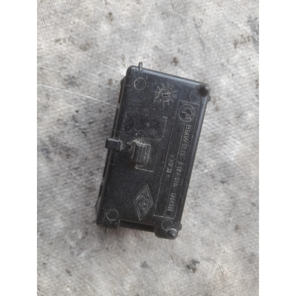 51168184516121451 пепельница Bmw E39