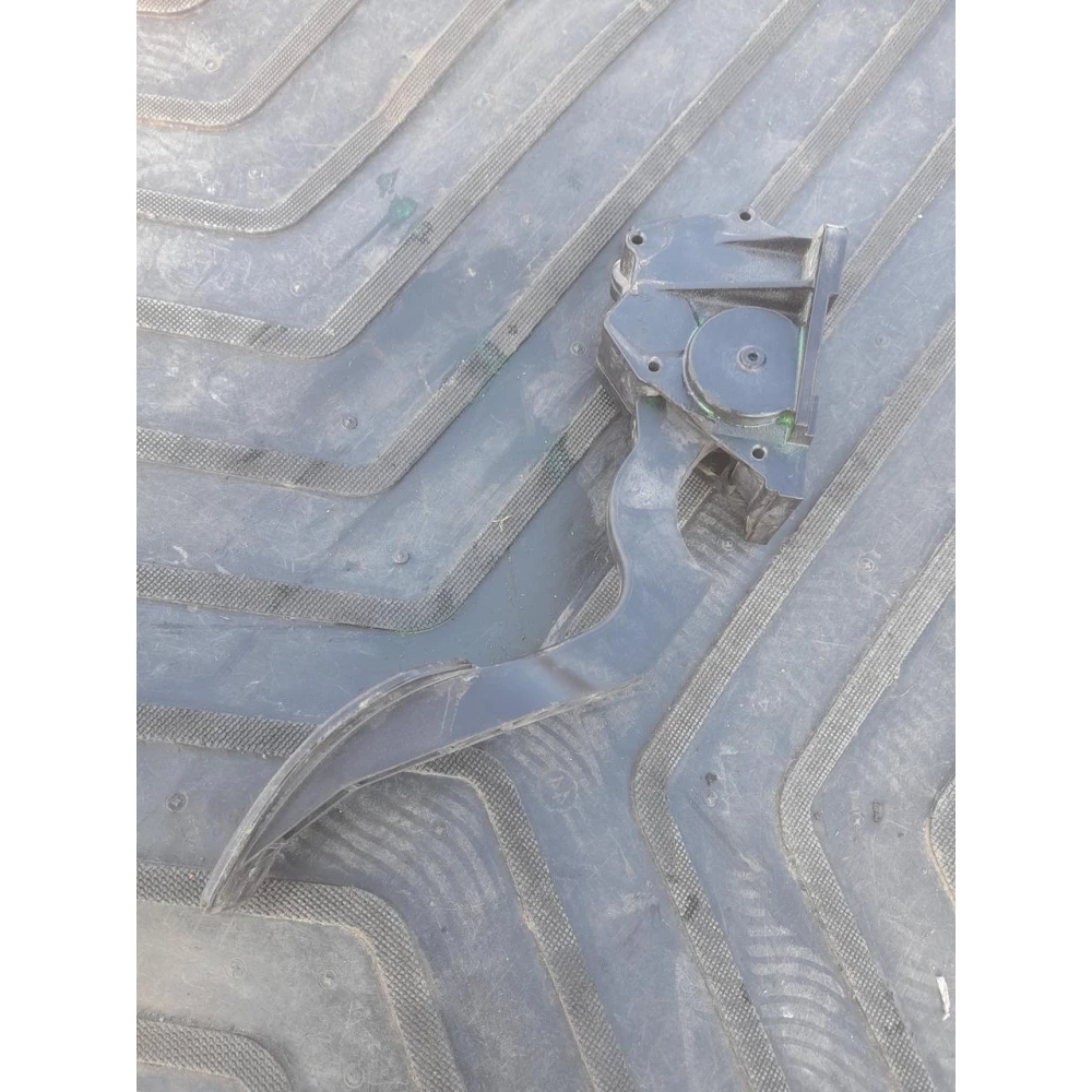 K42387410 201629 Педаль газу пластик електро Mazda 2 2007-2014