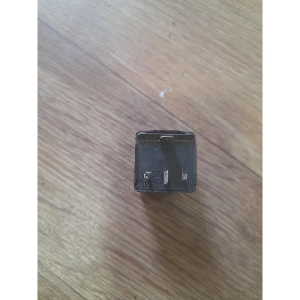 3a0951307 реле звукового сигнала Audi