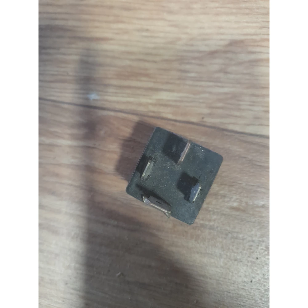 Автомобільне реле G.Cartier 03525/50A/12V Renault