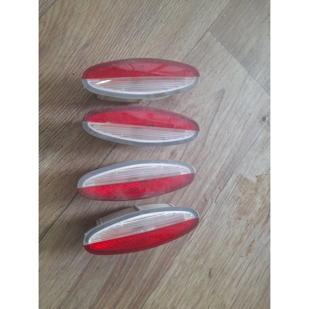 8200003263a плафон карти двери Рено Лагуна